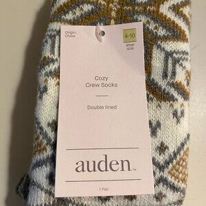 Auden Cozy Crew Socks – Double Lined, Snowflake Pattern, Size 4-10 NWT